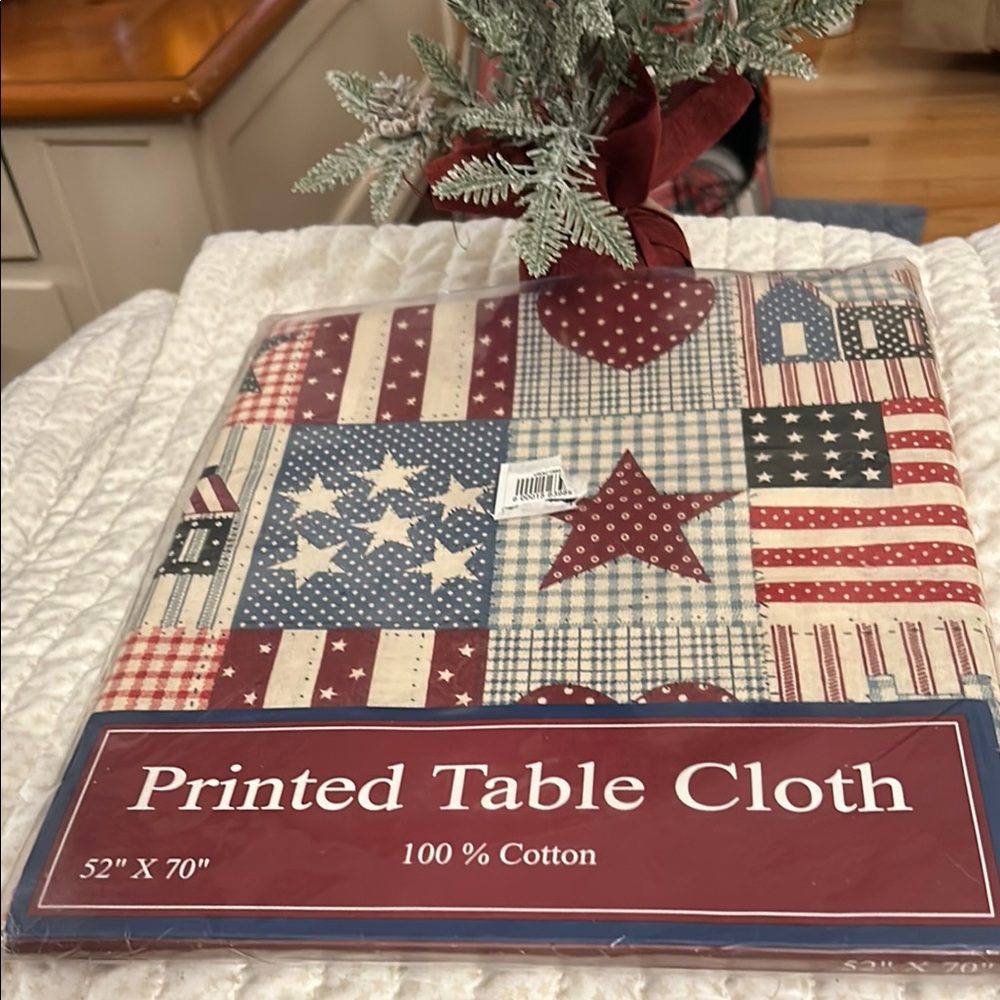 Patriotic Printed Tablecloth - Red, White, and Blue NWT